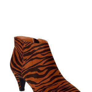 WOMEN TIGER PRINT KITTEN HEAL BOOTIE